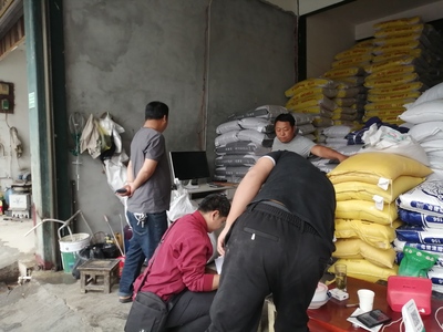 州畜牧技术推广站强化饲料经营企业监管，保障畜牧渔业饲料安全